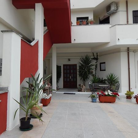 Ottana Hotel Il Platano מראה חיצוני תמונה