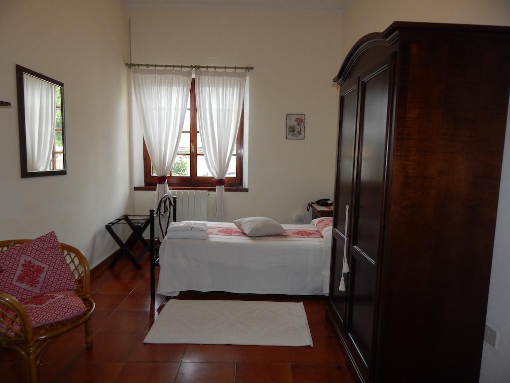 Ottana Hotel Il Platano חדר תמונה