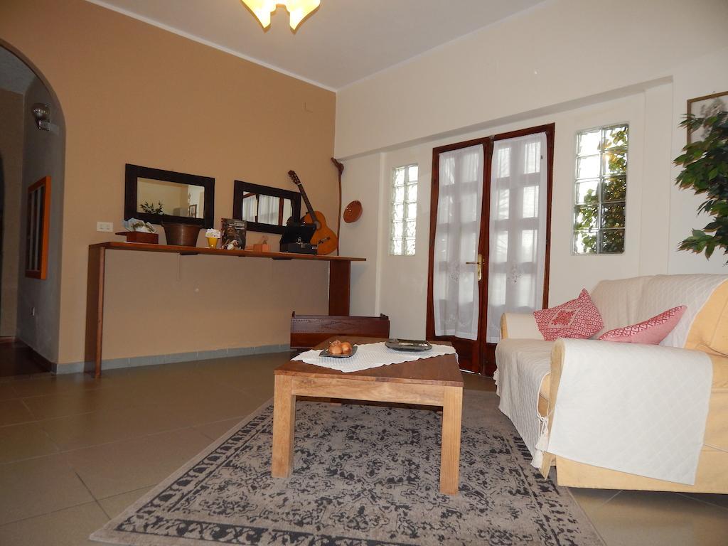Ottana Hotel Il Platano מראה חיצוני תמונה