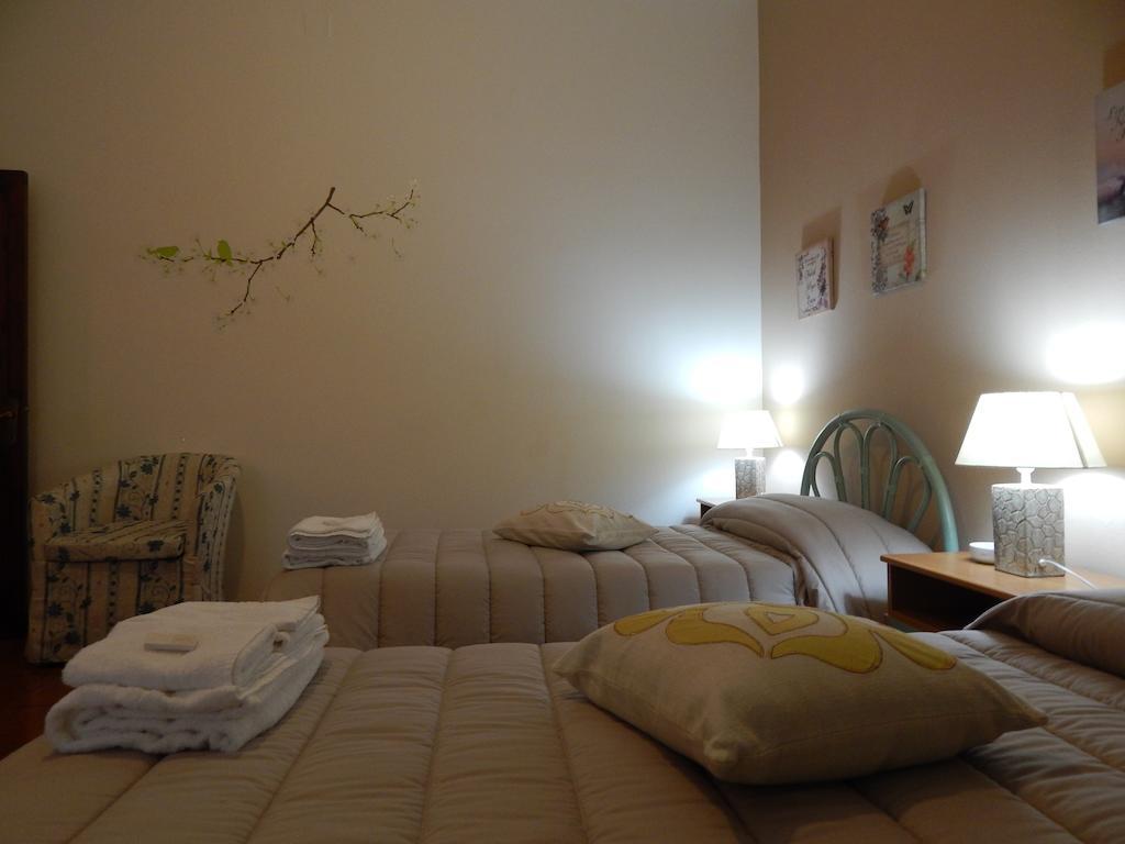 Ottana Hotel Il Platano חדר תמונה